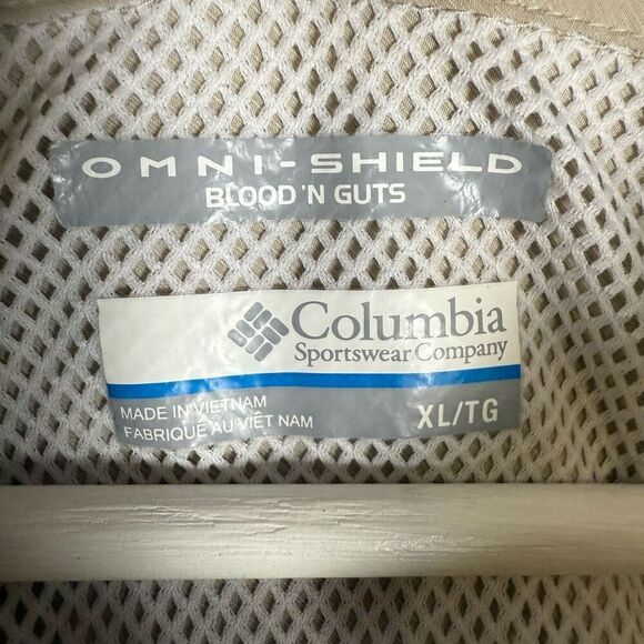 Columbia Mens XL Button Front PFG Blood N Guts Fishing Shirt Tan Omni Shield - Picture 4 of 8